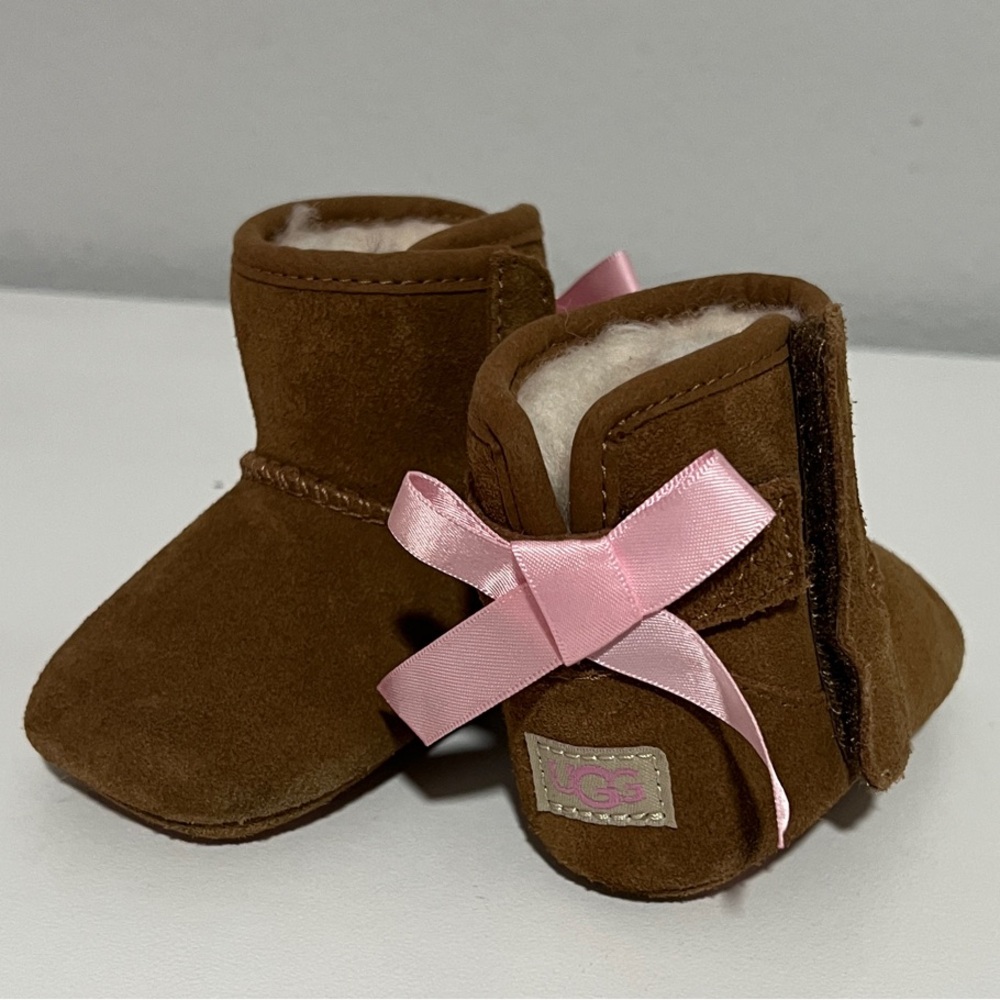*LIKE NEW* UGG Baby Brown Boots with Pink Ribbon.